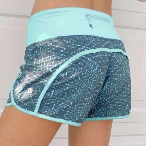 lululemon athletica Pants - Lululemon • high waisted shorts